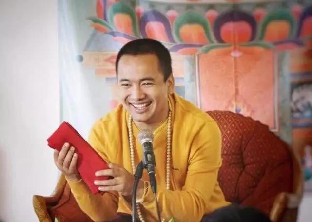 chogyal-rinpoche-smile